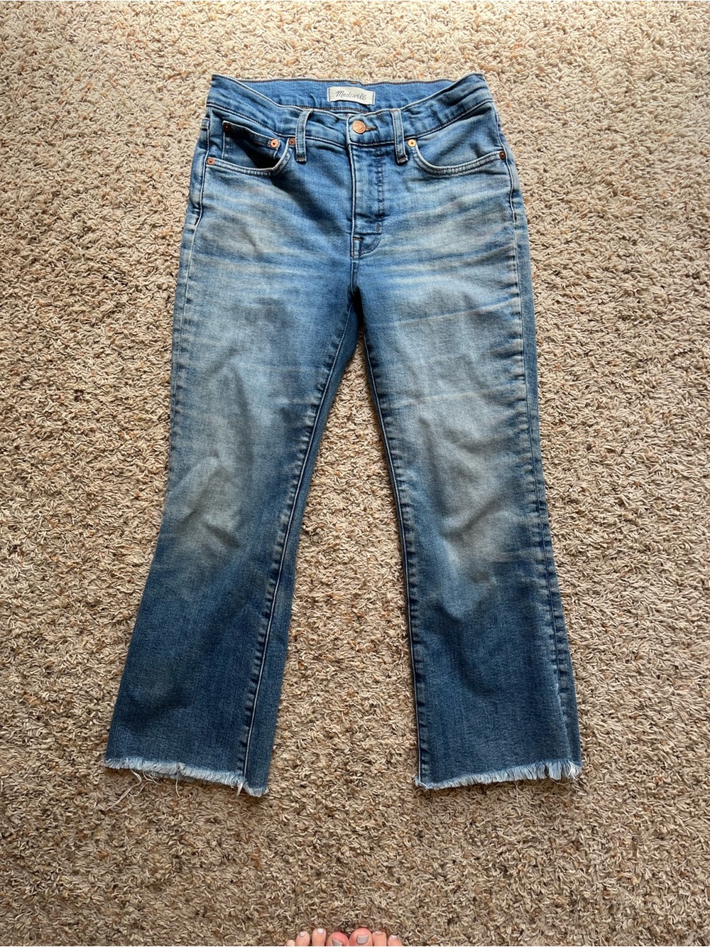 Madewell Mid-Rise Kickout Jeans Medium Wash Frayed Hem Festival Jeans Size 27P